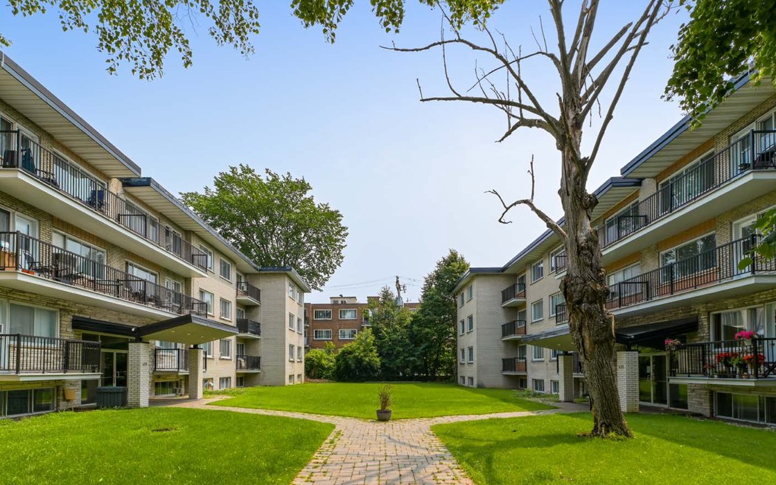 Victoria Towers — Dorval